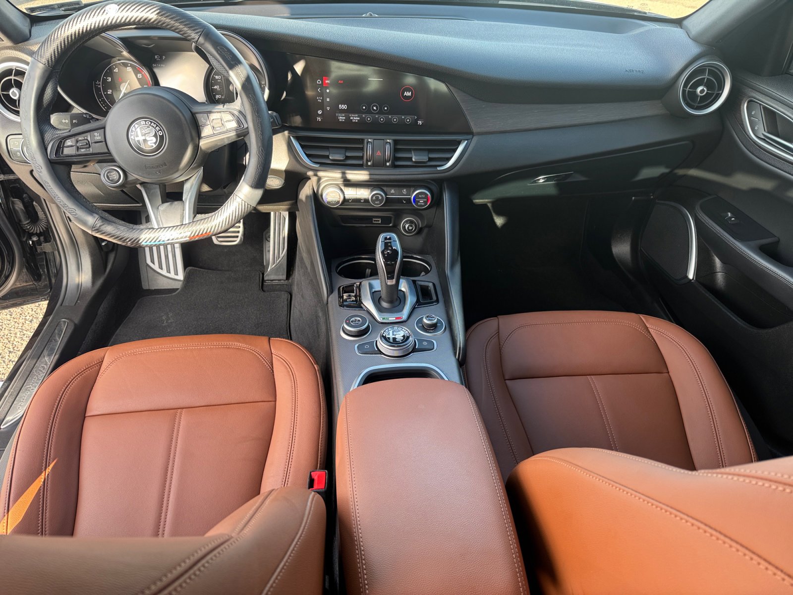 Used 2022 Alfa Romeo Giulia Ti image 15