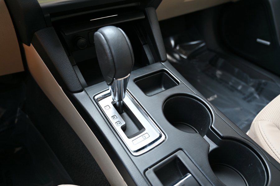 Used 2017 Subaru Legacy 3.6R Limited image 29