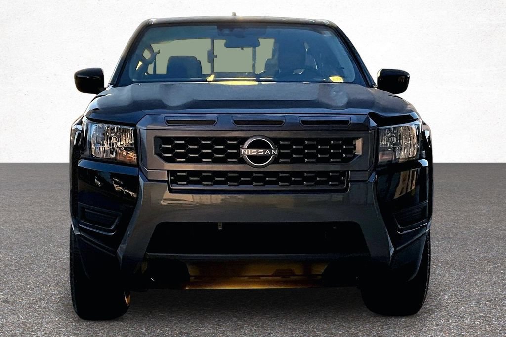 Used 2025 Nissan Frontier SV RWD image 3