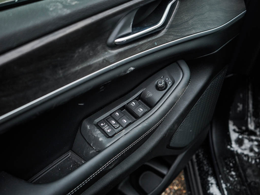 New 2026 Jeep Grand Cherokee Altitude AWD/4WD image 19