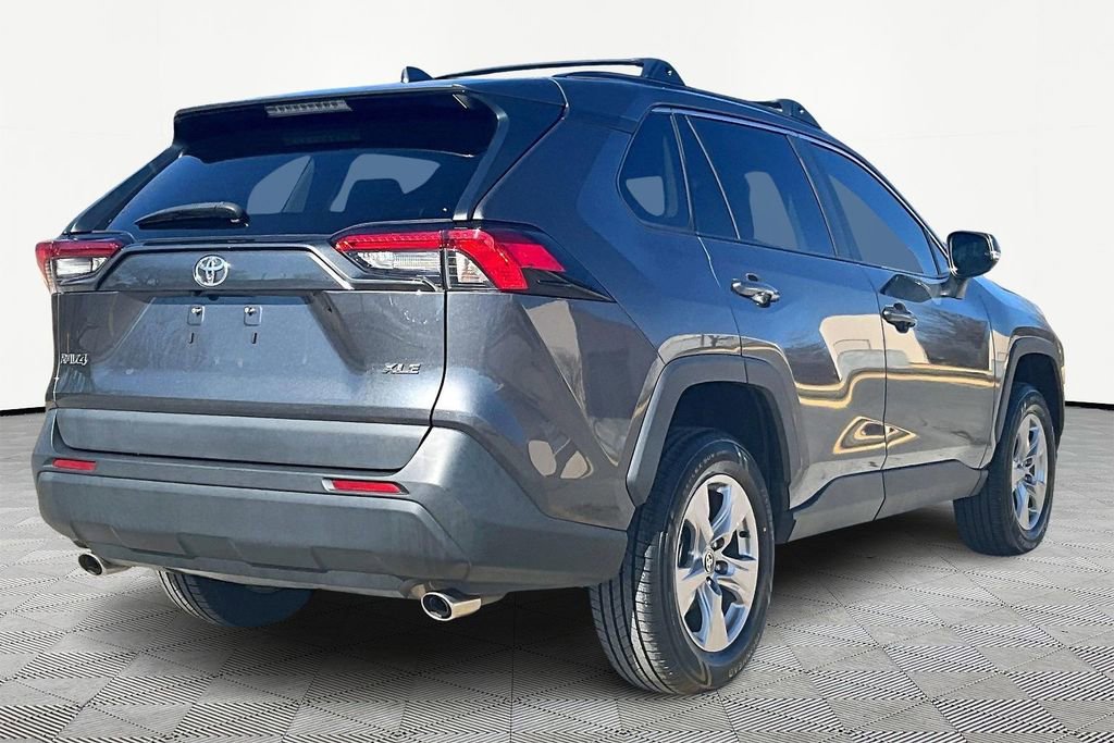 Used 2023 Toyota RAV4 XLE image 2