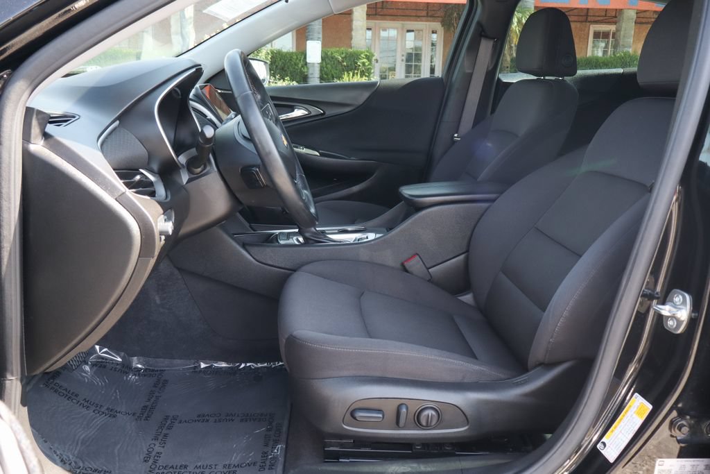 Used 2025 Chevrolet Malibu LT w/ Midnight Edition FWD image 19