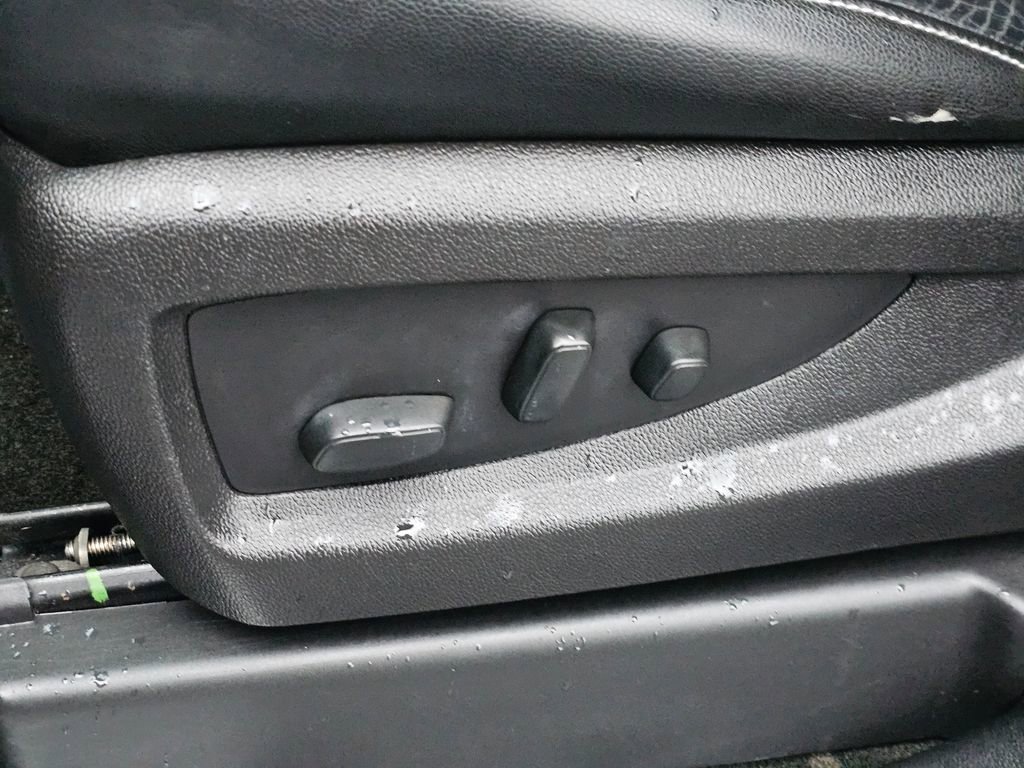 Used 2017 Chevrolet Tahoe LT w/ LT Signature Package image 33