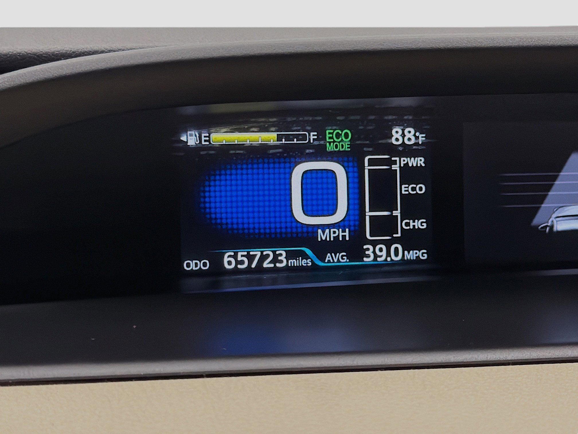 Used 2016 Toyota Prius Two w/ Preferred Accessory Package FWD image 8