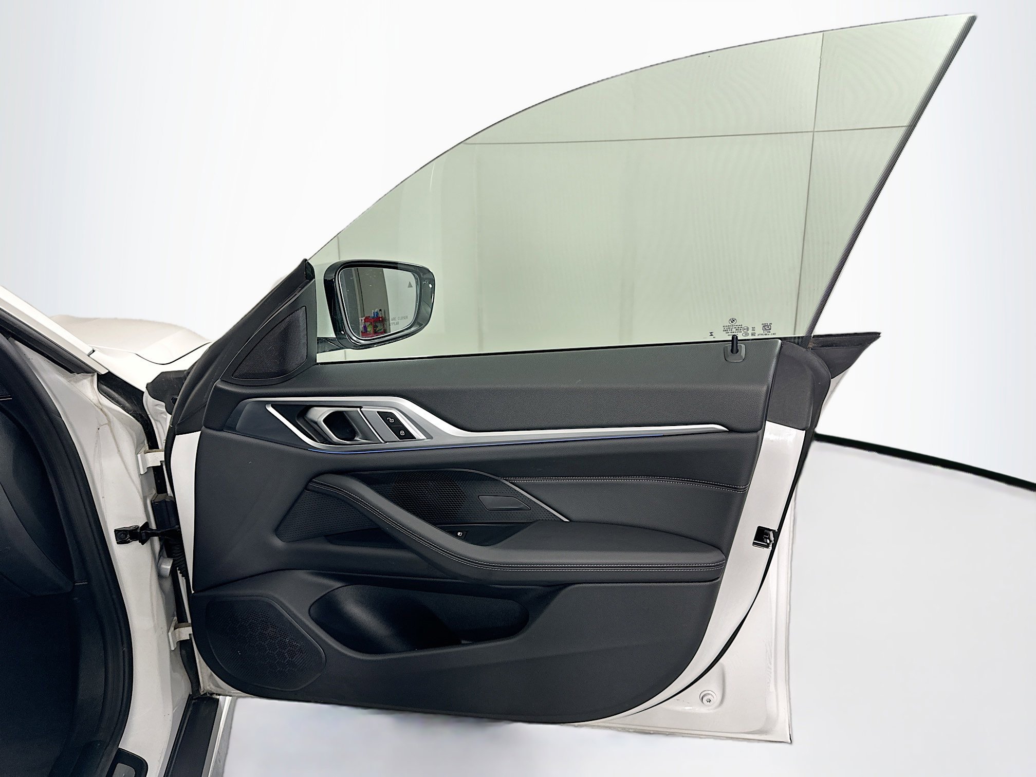 Used 2025 BMW i4 xDrive40i image 34