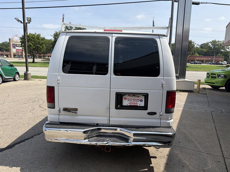 Used 2012 Ford E-150 and Econoline 150 w/ Commercial Cargo Van Pkg RWD image 7