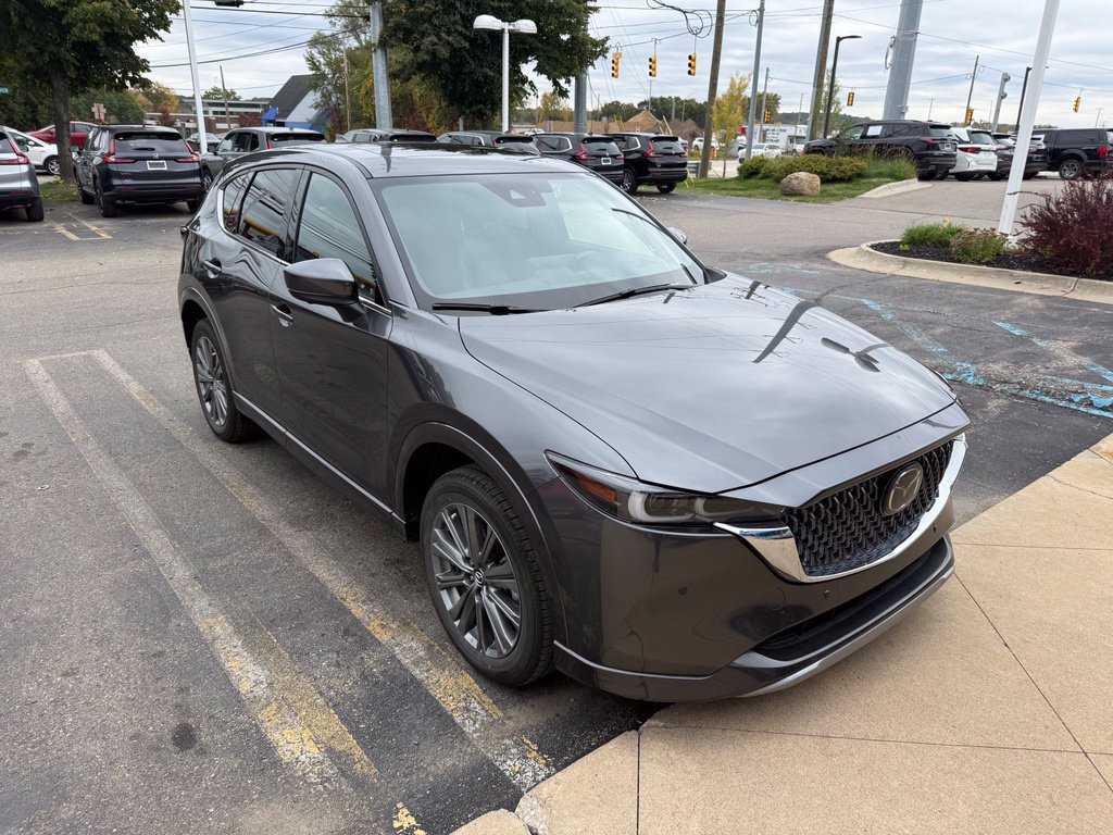 Used 2025 MAZDA CX-5 Signature AWD/4WD image 4