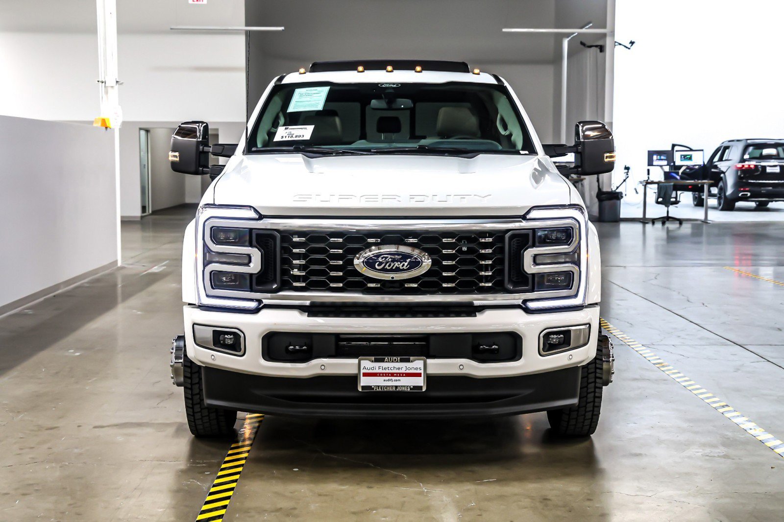 Used 2026 Ford F450 Platinum w/ Platinum Plus Package AWD/4WD image 3