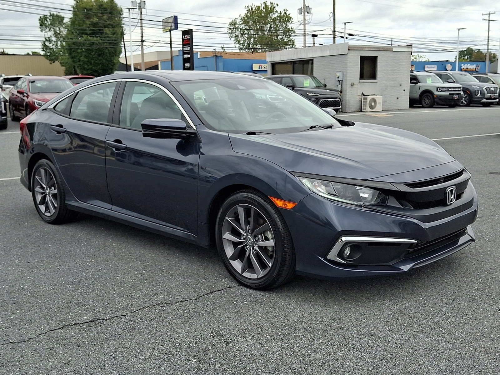 Used 2021 Honda Civic EX image 3