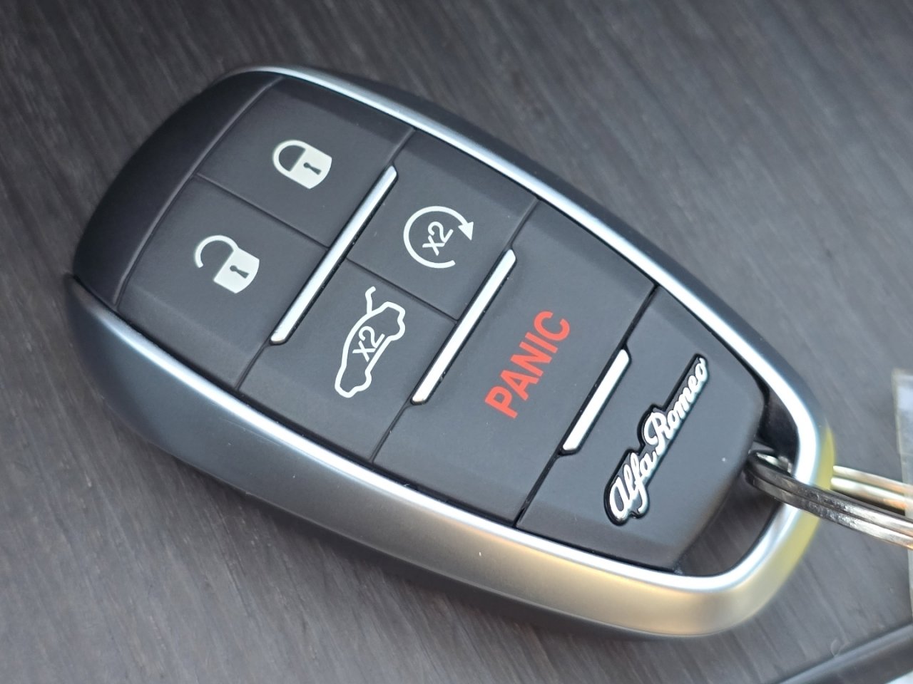 Used 2022 Alfa Romeo Stelvio Ti w/ Active Assist Plus Package image 34