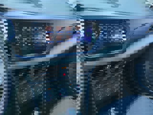 Used 2022 Volkswagen Taos SE image 28