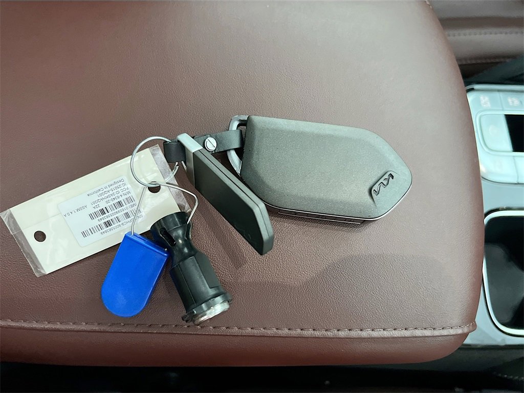 Used 2023 Kia Telluride SX image 36