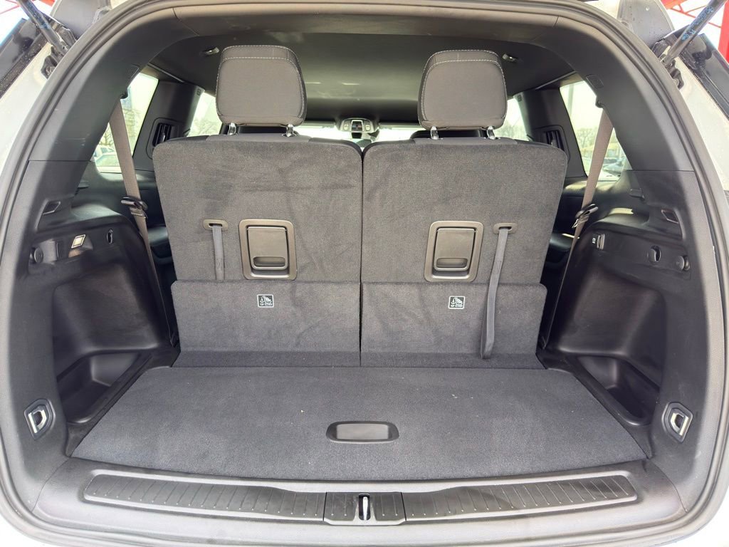 Certified 2025 Jeep Grand Cherokee L Laredo image 33