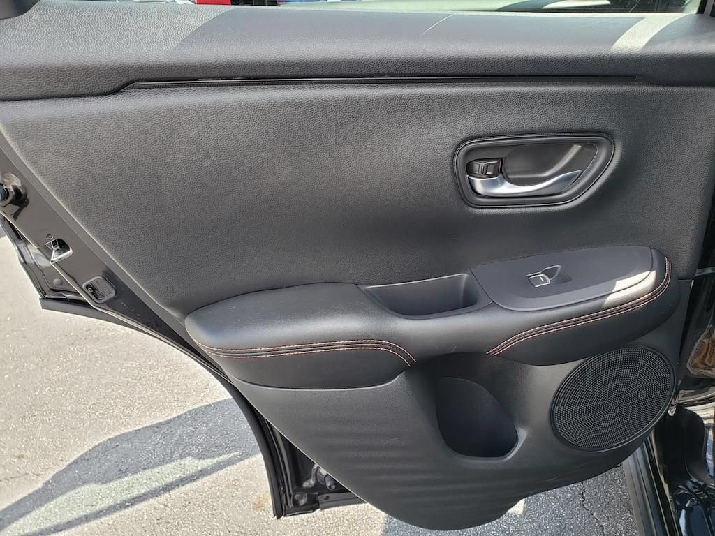 Used 2025 Honda HR-V Sport image 32