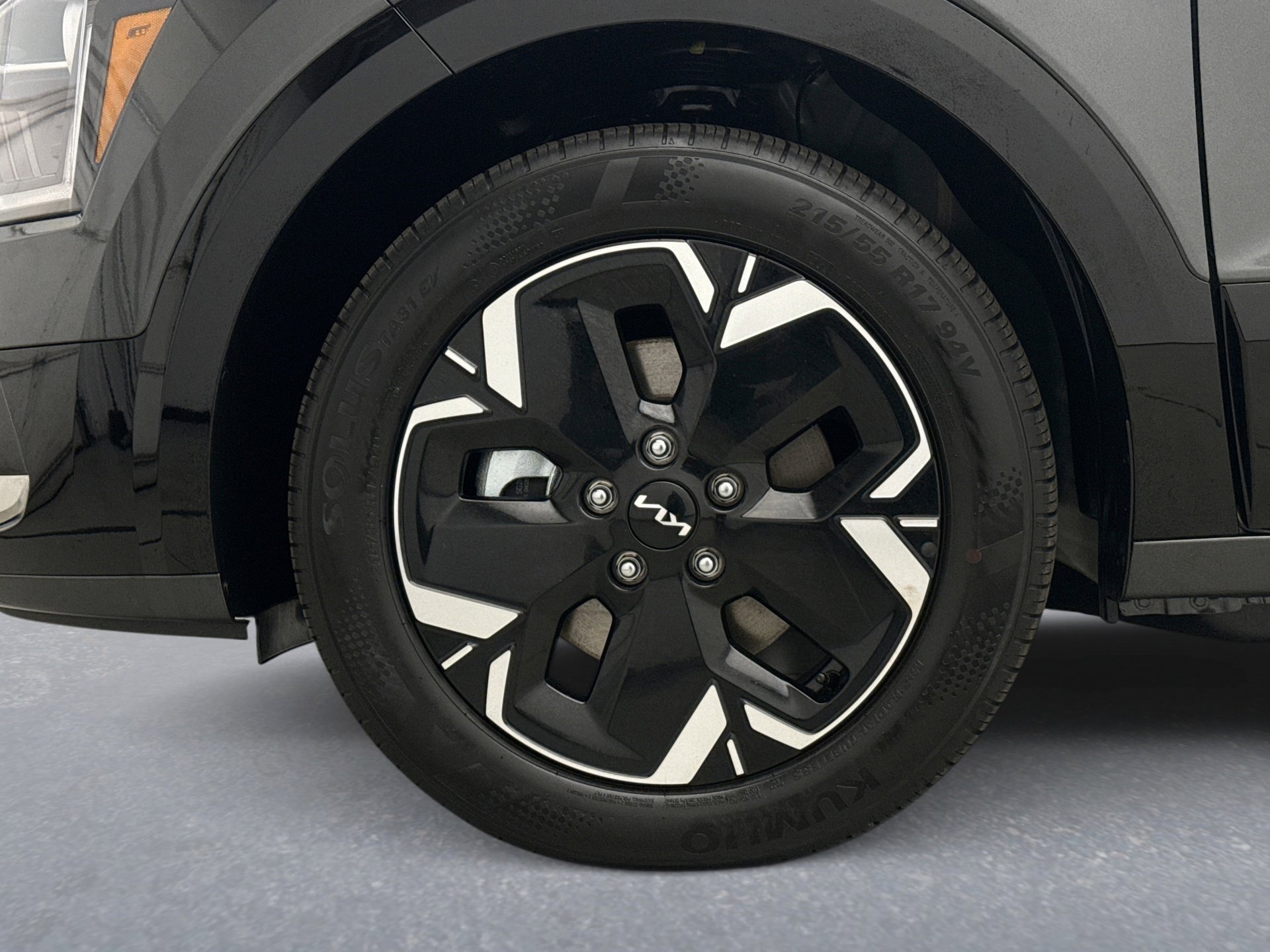 Used 2025 Kia Niro Wind w/ Wind Preserve Package image 26