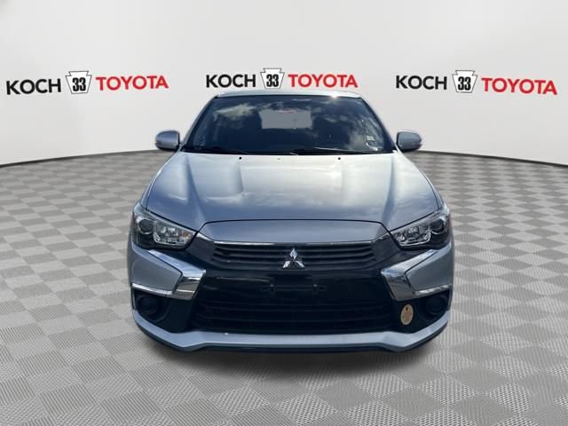 Used 2017 Mitsubishi Outlander Sport ES image 2