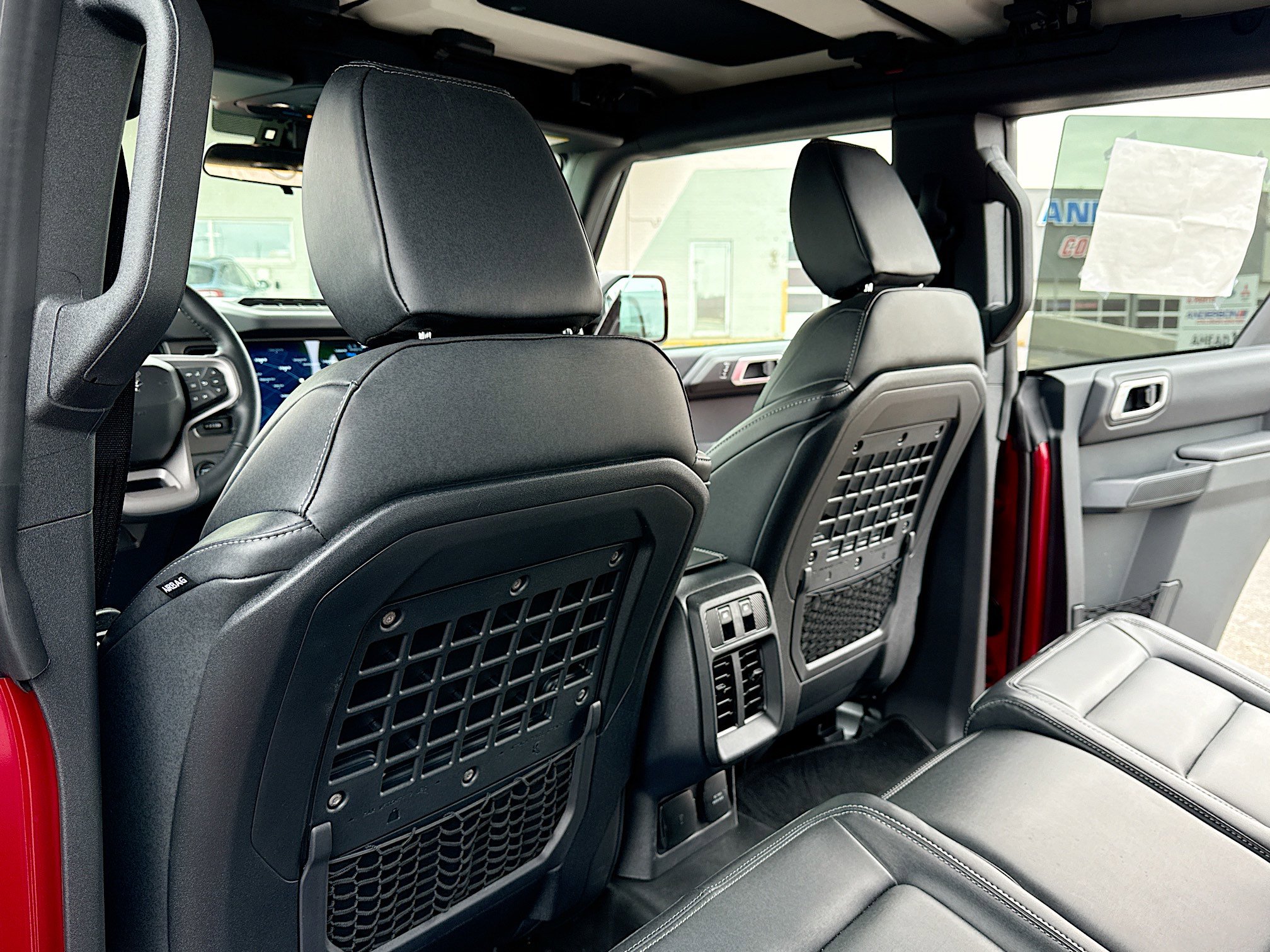 New 2025 Ford Bronco Badlands image 6