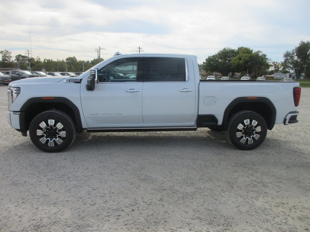 New 2026 GMC Sierra 3500 Denali w/ Denali Reserve Package image 8