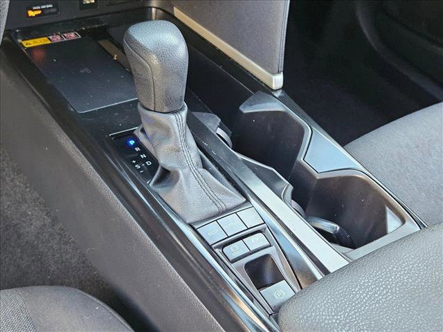 Used 2025 Toyota Camry LE image 10