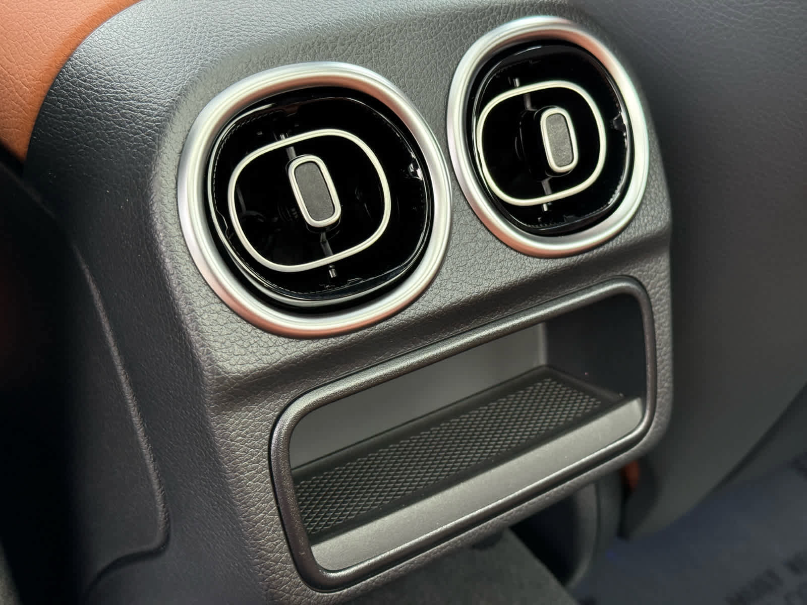 Used 2025 Mercedes-Benz C 300 4MATIC Sedan image 30