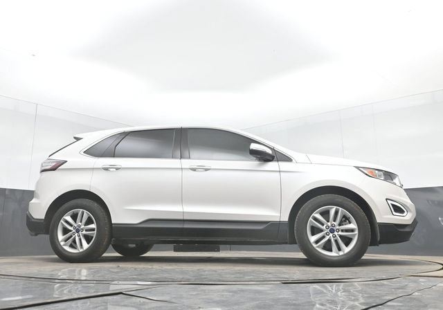 Used 2017 Ford Edge SEL w/ Equipment Group 201A AWD/4WD image 37
