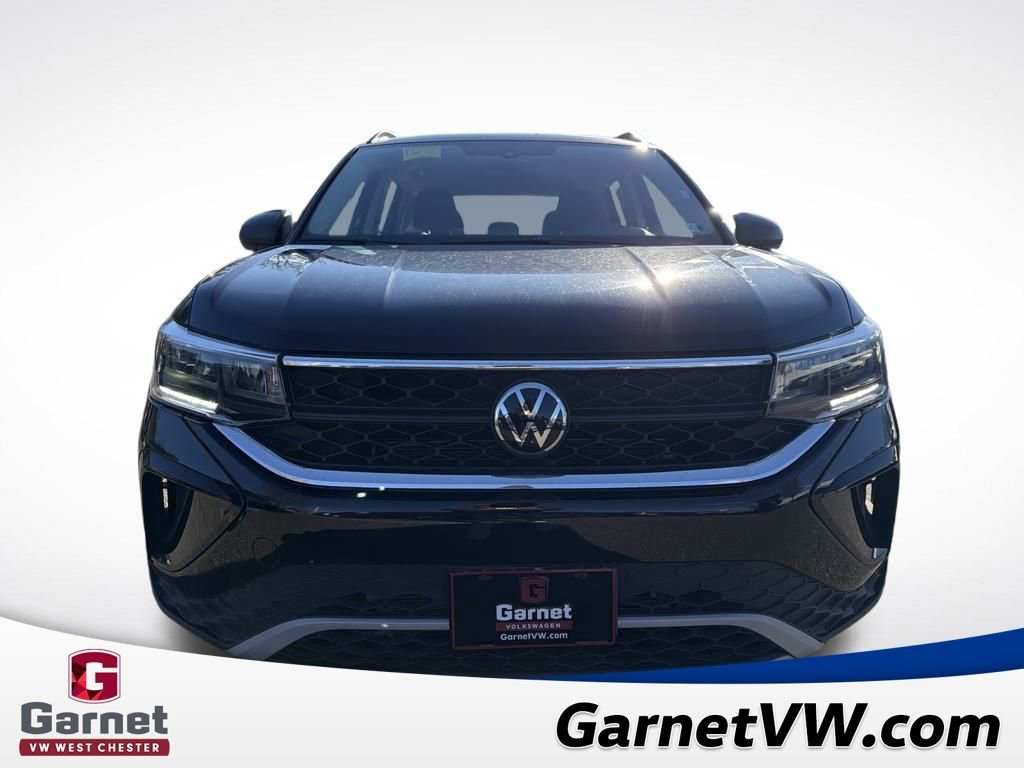 Used 2023 Volkswagen Taos S image 9