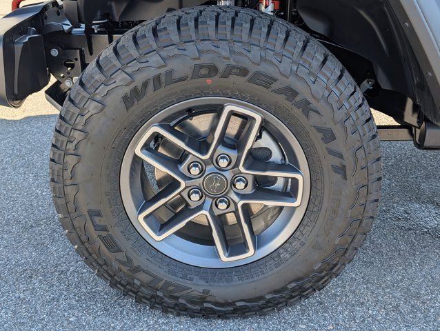 New 2026 Jeep Gladiator Mojave image 13