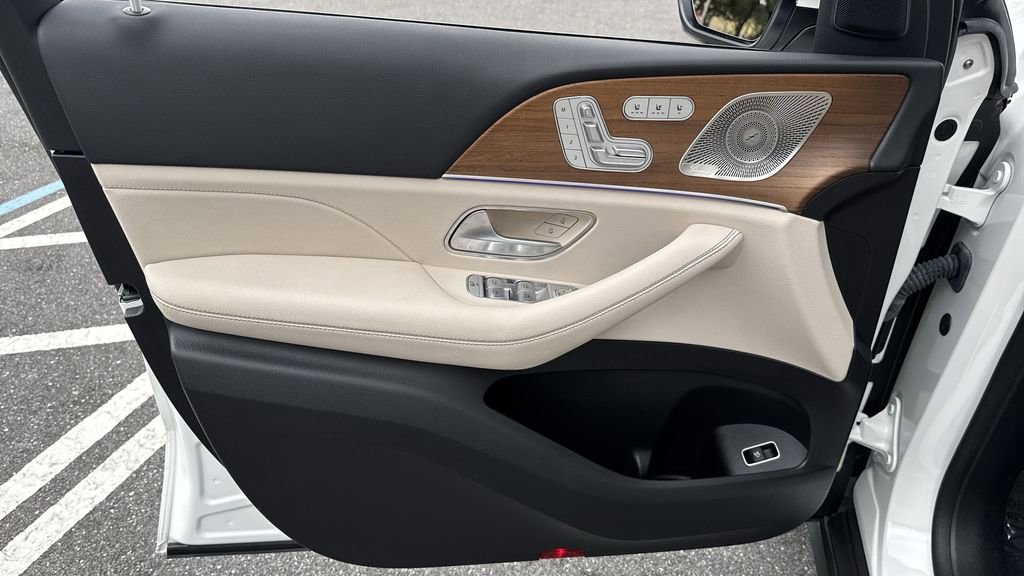 Used 2024 Mercedes-Benz GLE 450 4MATIC image 40