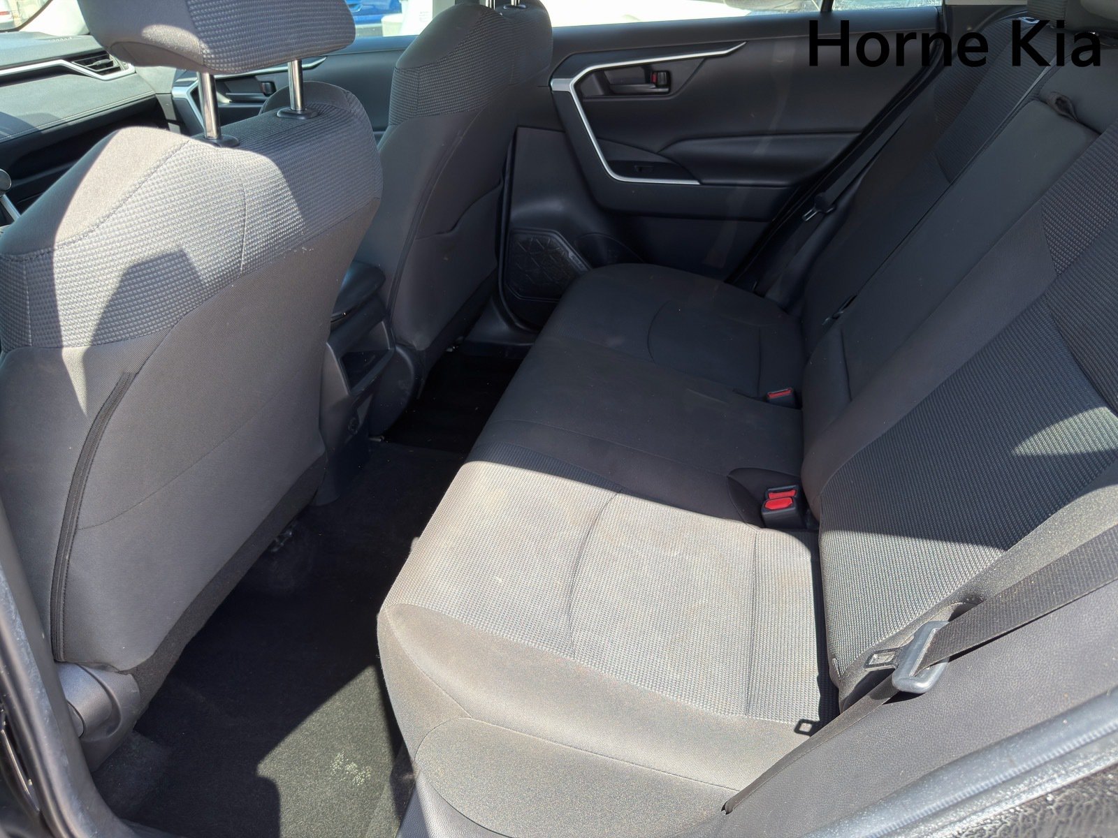 Used 2021 Toyota RAV4 LE FWD image 23