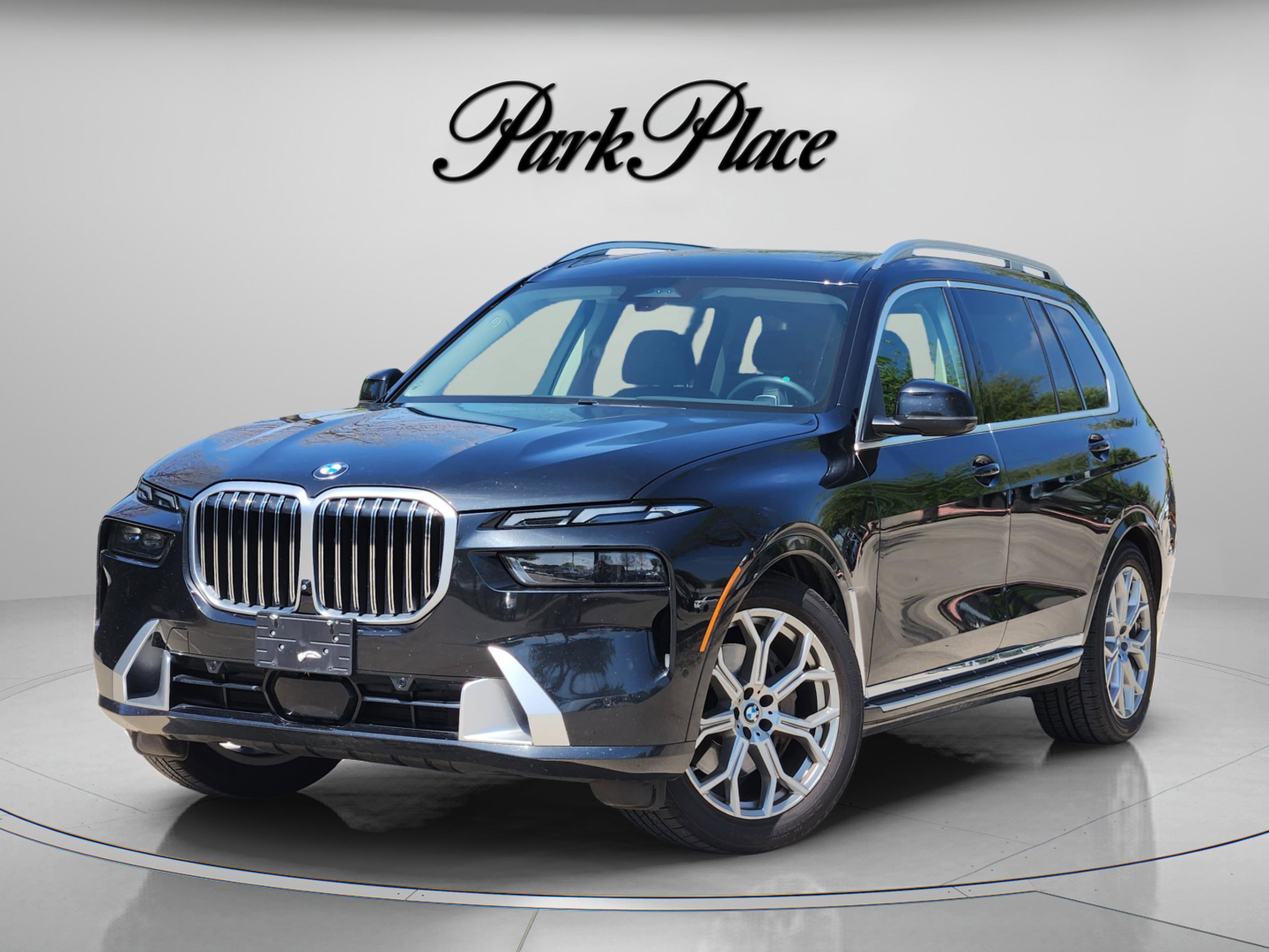 Used 2025 BMW X7 xDrive40i image 1