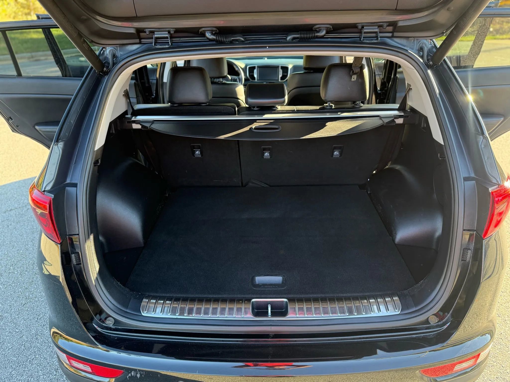 Used 2017 Kia Sportage SX image 17