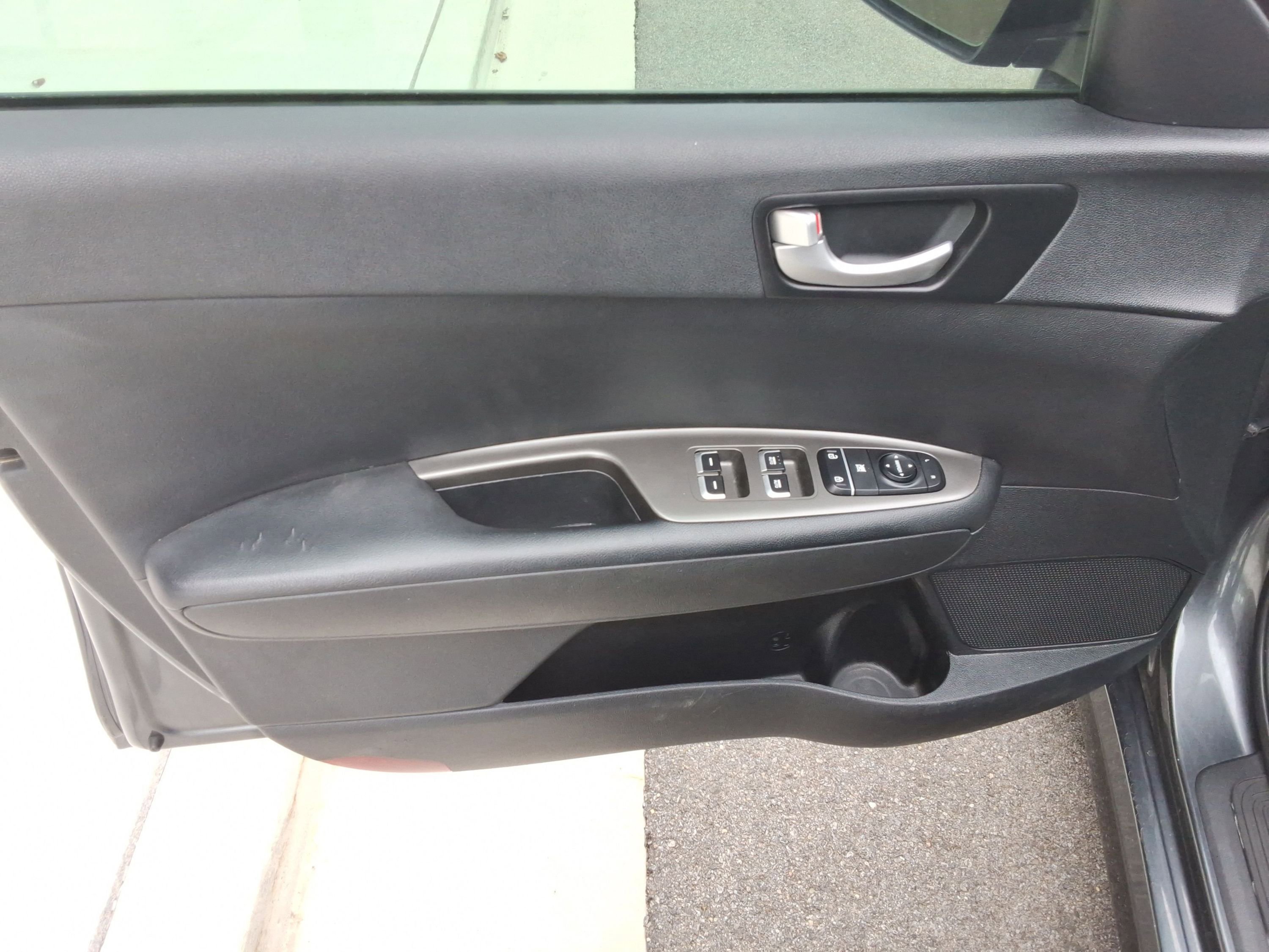 Used 2020 Kia Optima S image 21