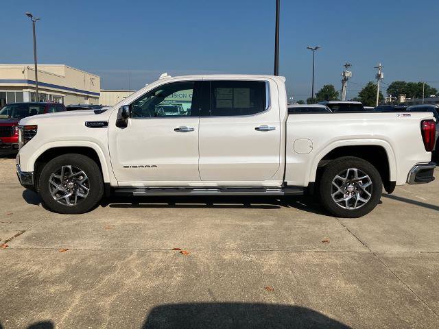 Used 2024 GMC Sierra 1500 SLT w/ SLT Premium Plus Package AWD/4WD image 2