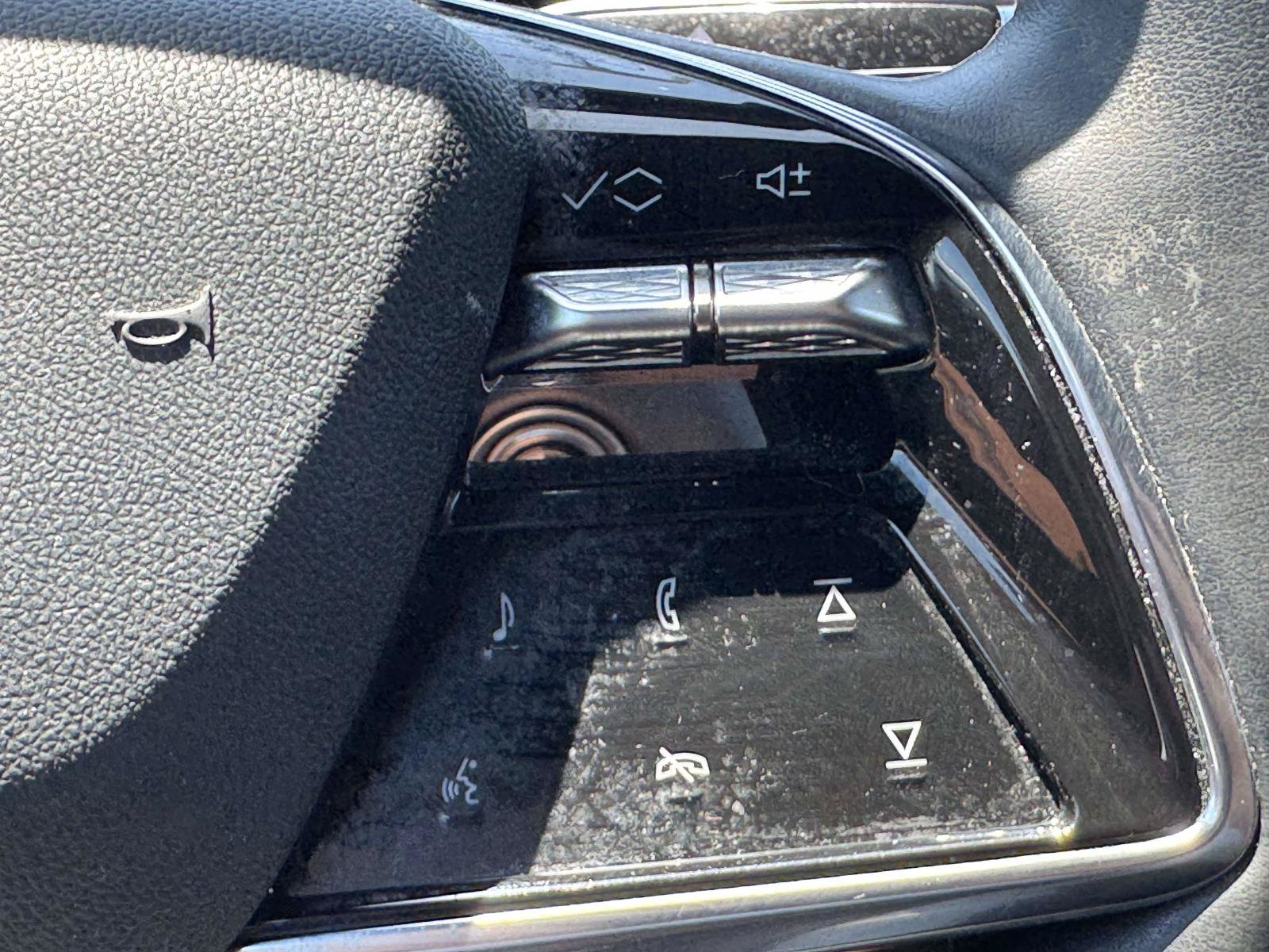 Certified 2024 Cadillac Lyriq Tech AWD/4WD image 11