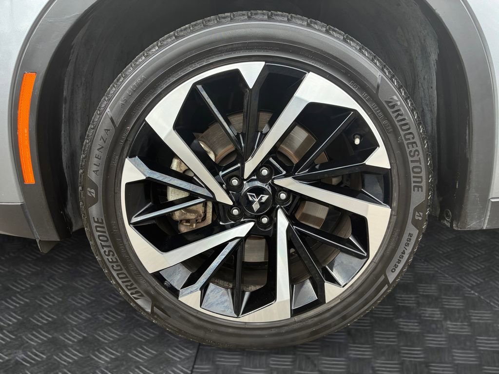 Used 2024 Mitsubishi Outlander SE image 23