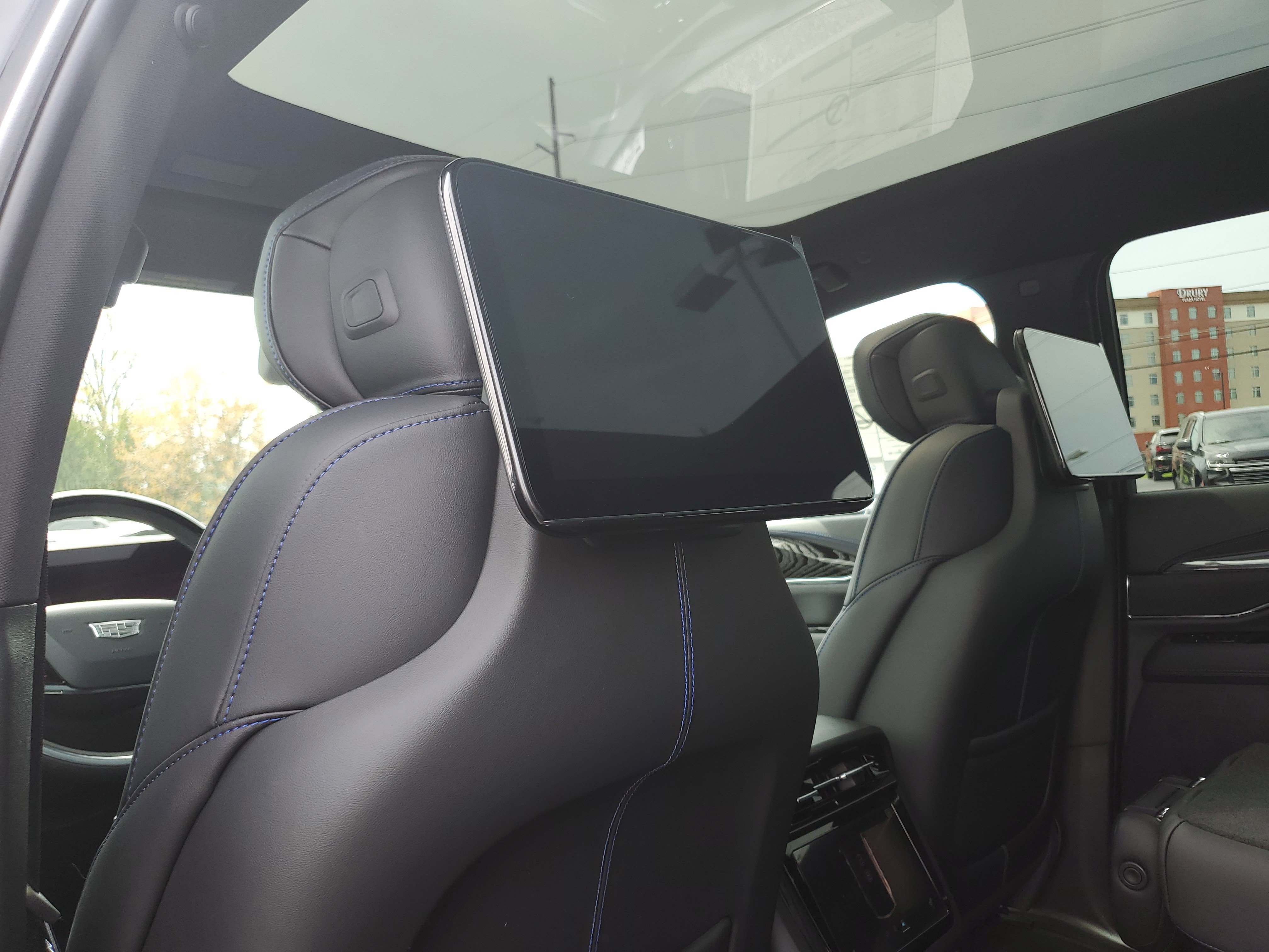 New 2025 Cadillac Escalade IQ Sport 1 w/ Smart Trailering package image 12