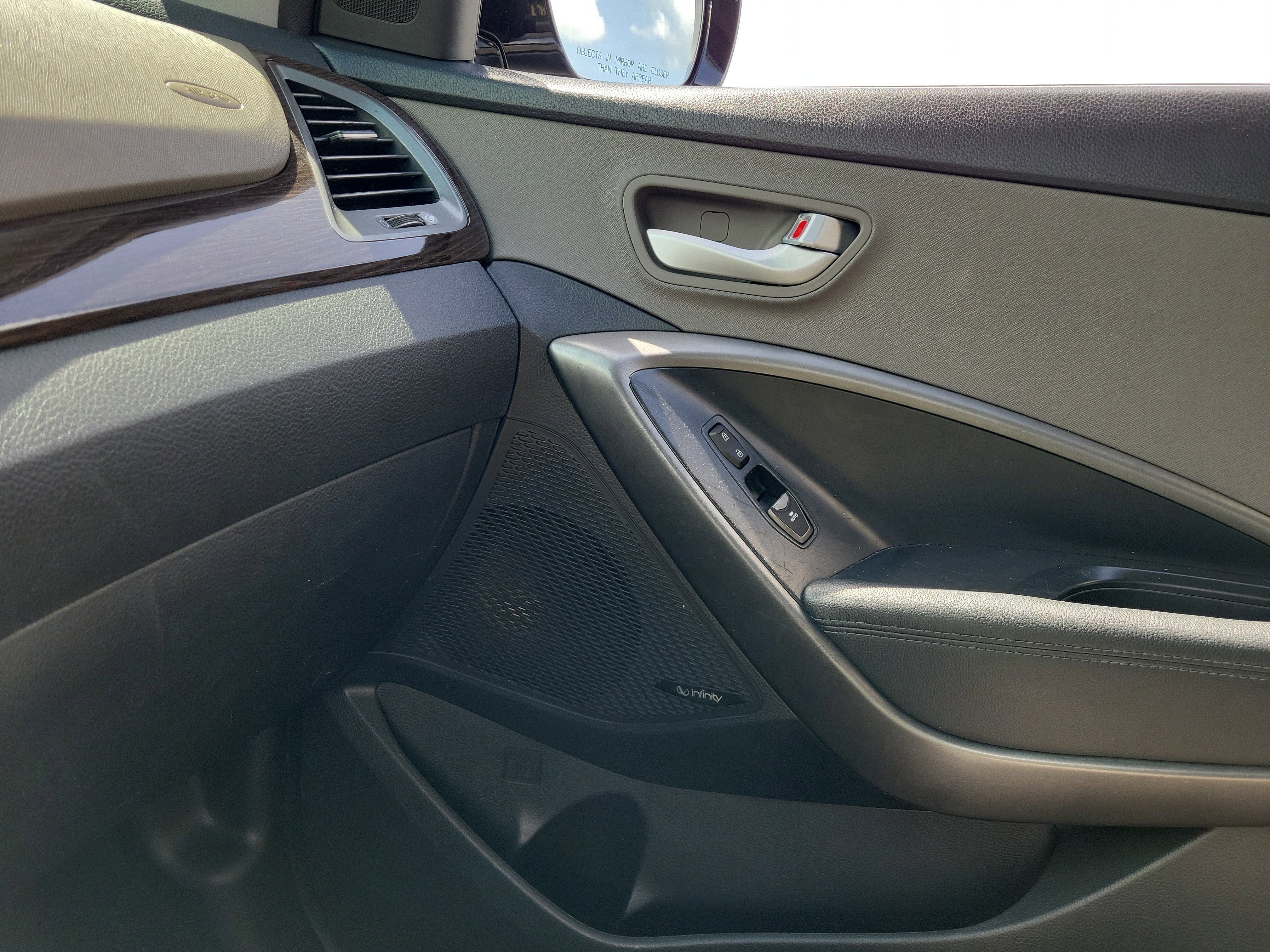 Used 2017 Hyundai Santa Fe Sport FWD image 31