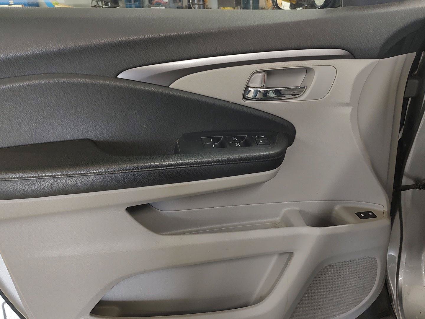 Used 2016 Honda Pilot EX-L image 19