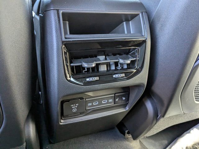 New 2026 Jeep Grand Cherokee Limited image 15