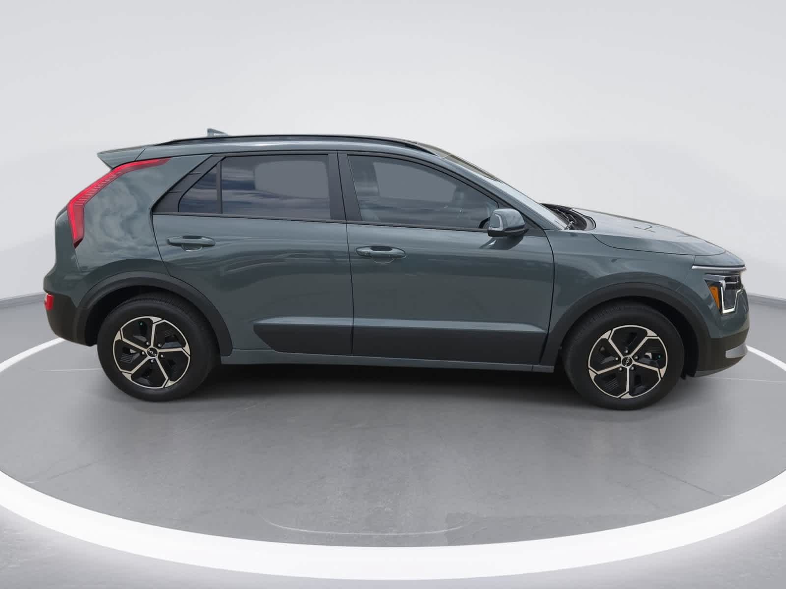 New 2026 Kia Niro EX w/ EX Premium Package FWD image 9