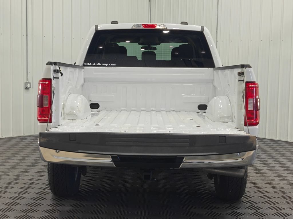 Used 2021 Ford F150 XLT AWD/4WD image 17