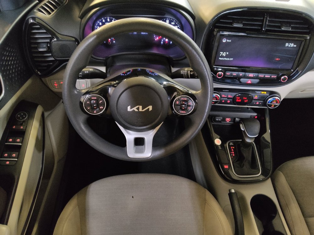 Used 2022 Kia Soul S FWD image 22
