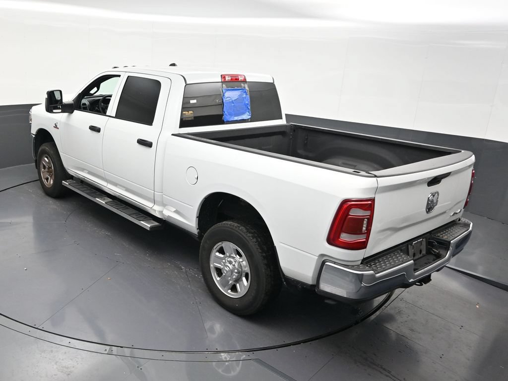 Used 2024 RAM 2500 Tradesman w/ Chrome Appearance Group AWD/4WD image 18