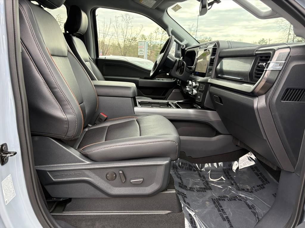 New 2026 Ford F250 Lariat w/ Black Appearance Package image 16
