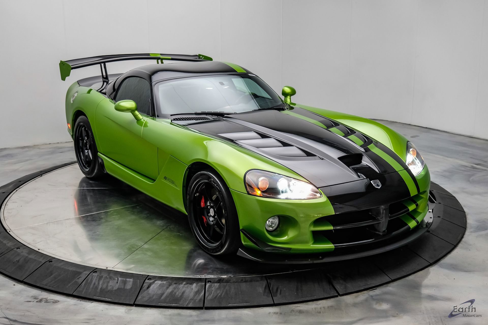 Used 2010 Dodge Viper ACR image 30