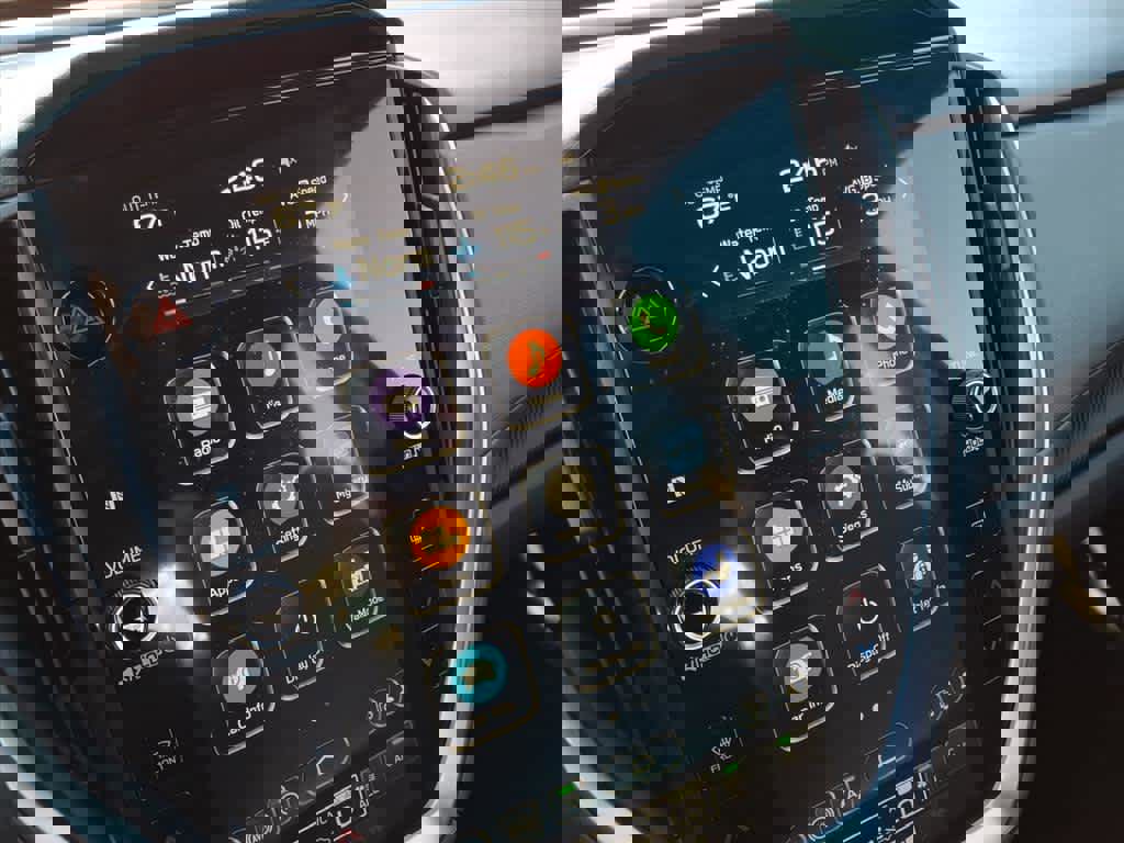 Certified 2025 Subaru Crosstrek 2.0i Premium image 34