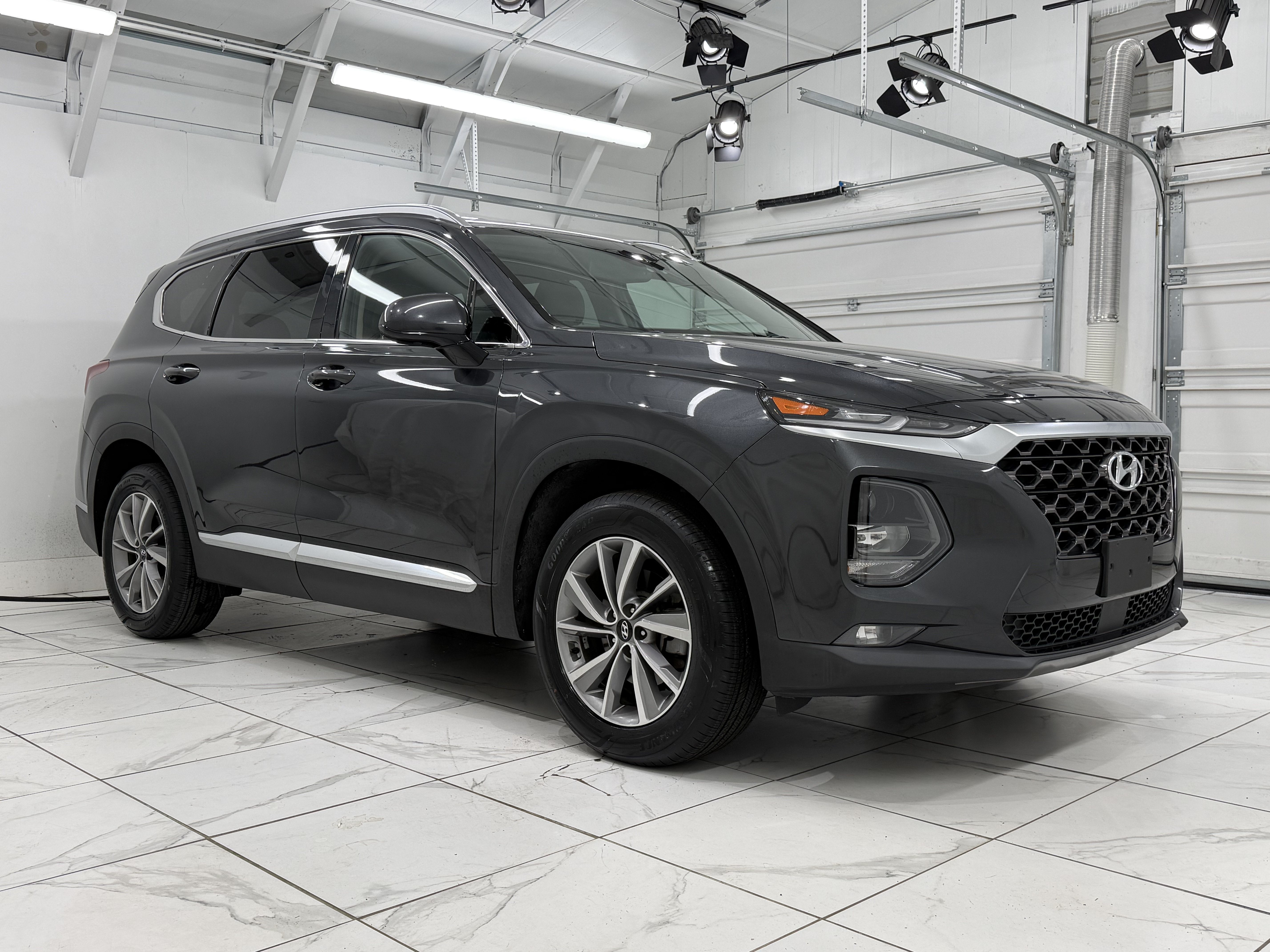 Used 2020 Hyundai Santa Fe SEL w/ Convenience Package AWD/4WD image 10