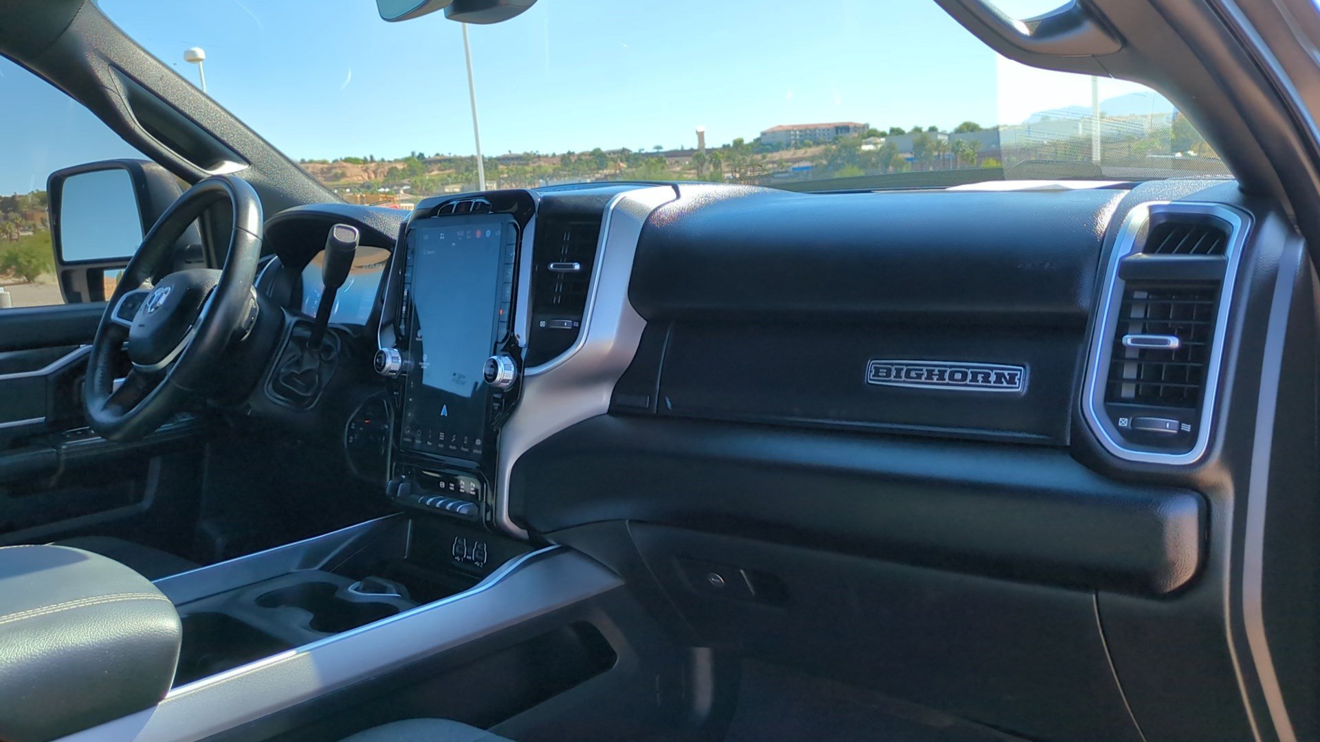 Used 2024 RAM 2500 Big Horn w/ Night Edition AWD/4WD image 31