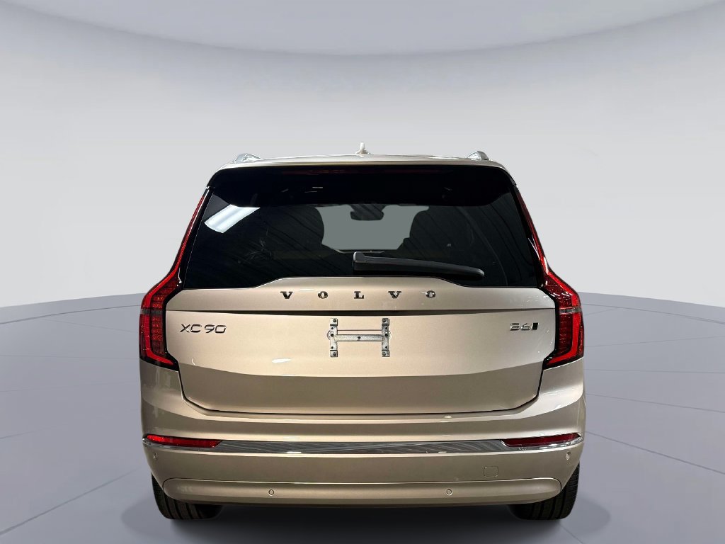 Used 2025 Volvo XC90 B6 Plus AWD/4WD image 11