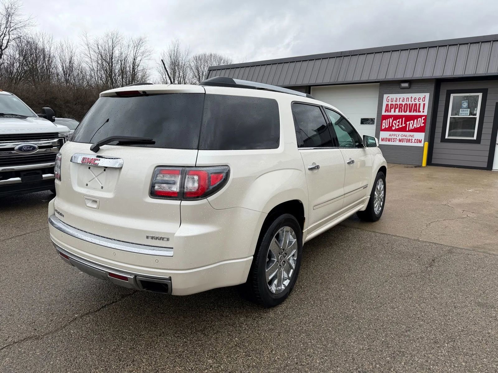 Used 2015 GMC Acadia Denali image 3